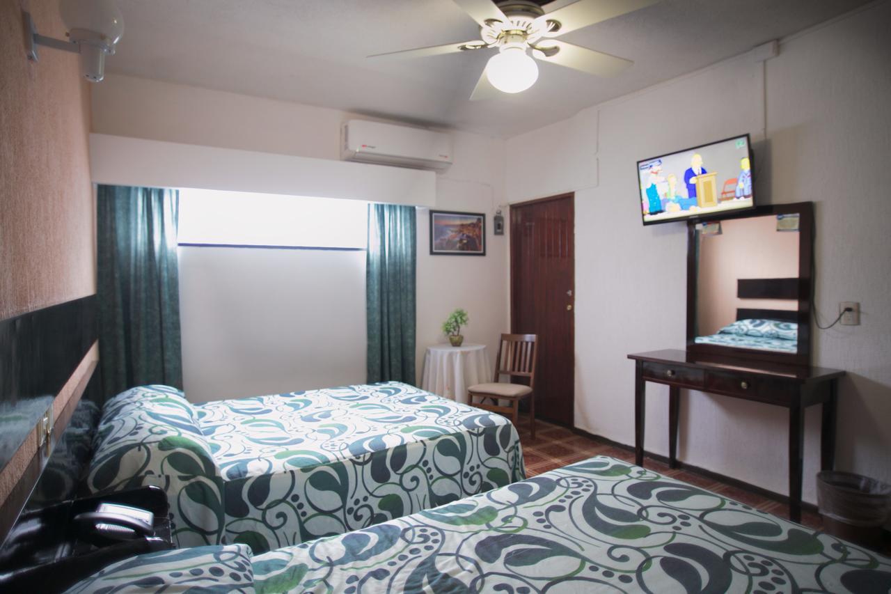 Hotel Maria De Lourdes Tuxtepec Екстериор снимка